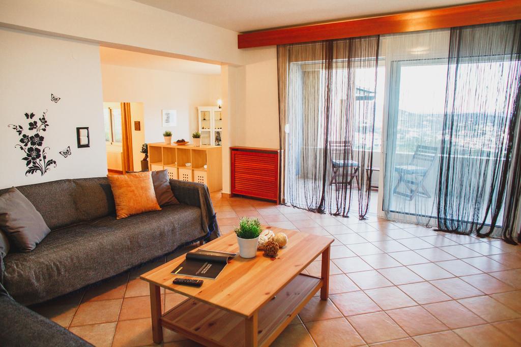 Wild Pear Villa Λυγαριά Εξωτερικό φωτογραφία
