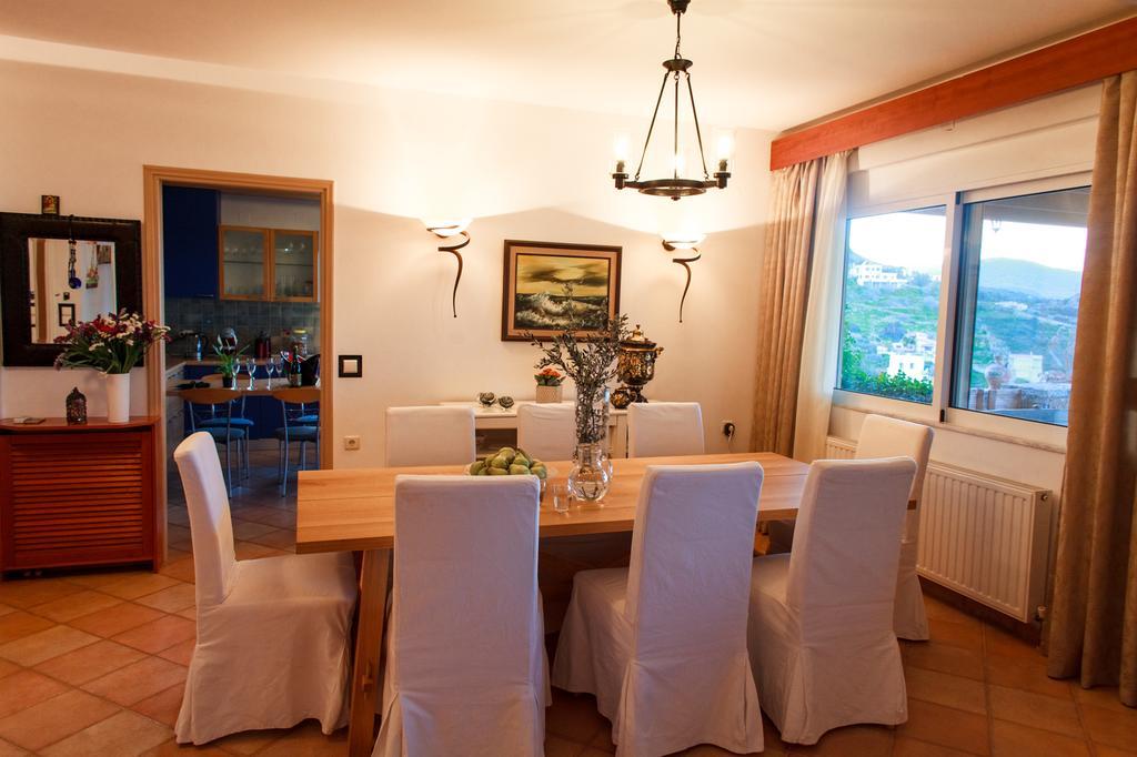 Wild Pear Villa Λυγαριά Εξωτερικό φωτογραφία
