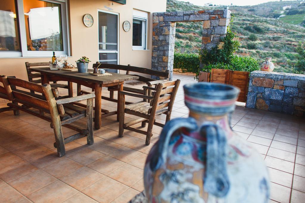 Wild Pear Villa Λυγαριά Εξωτερικό φωτογραφία